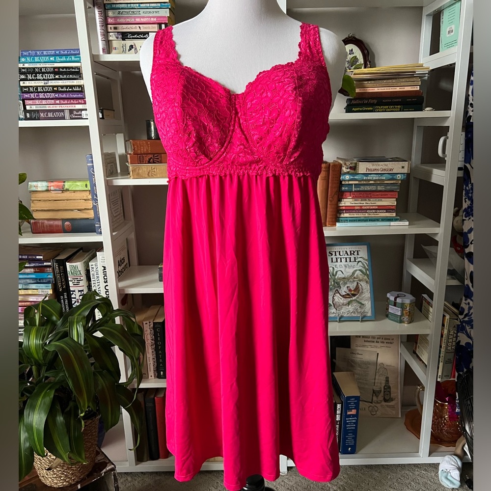Lingerie, 34 D/DD